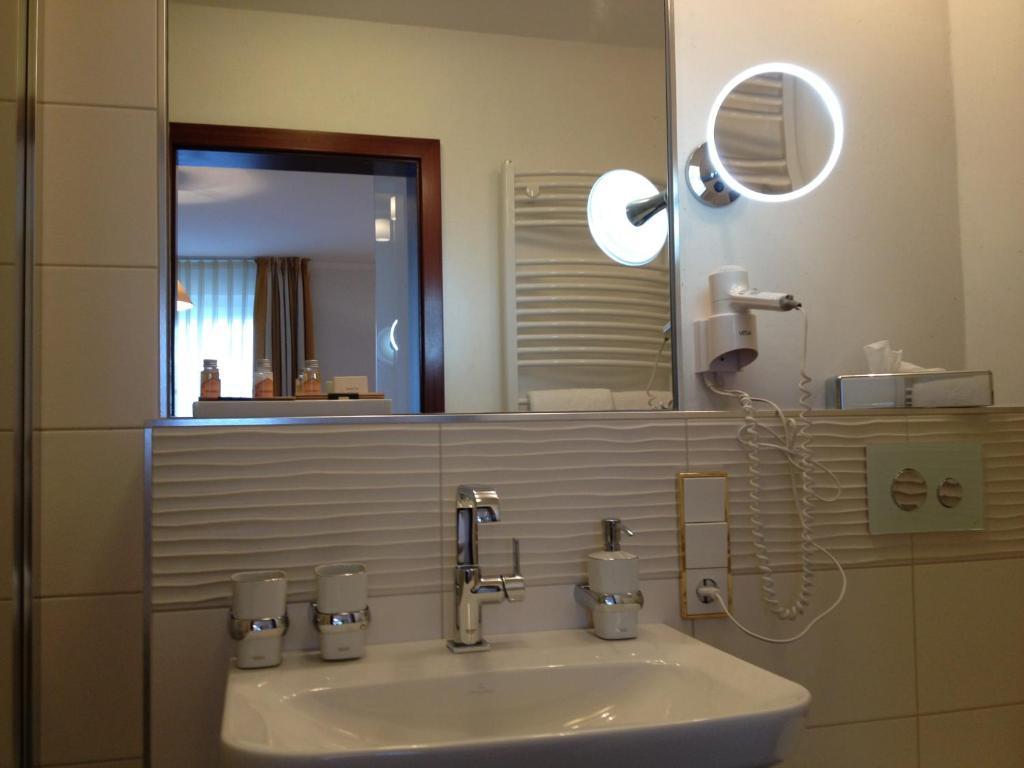 מדבאך Hotel Kaiserhof חדר תמונה