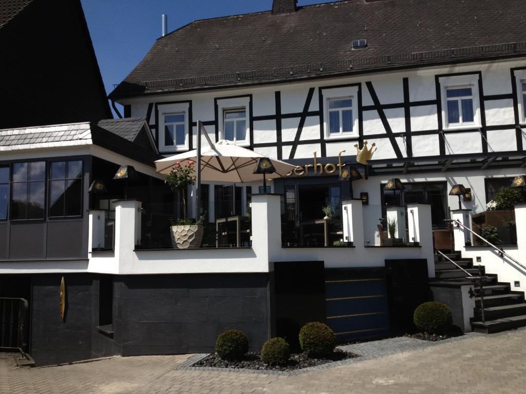 מדבאך Hotel Kaiserhof מראה חיצוני תמונה